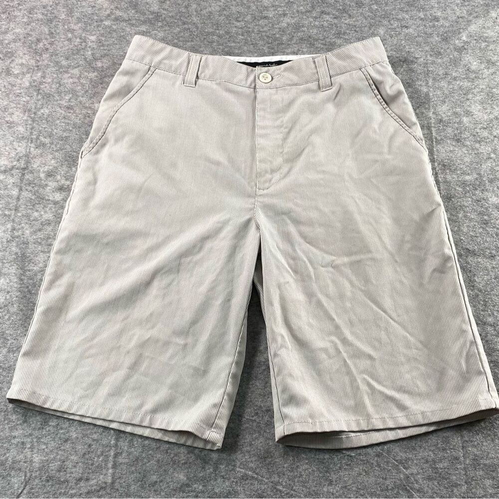 Travis Mathew Shorts Adult‎ Mens Sz 30 Gray Performance Lightweight Golf Chino